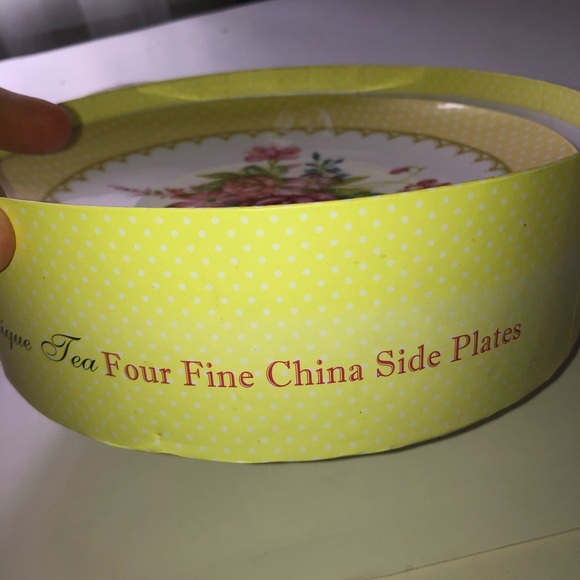 Floral China Side Plates Set  for the Perfect tea party or to serve sweets on. - Picture 4 of 11